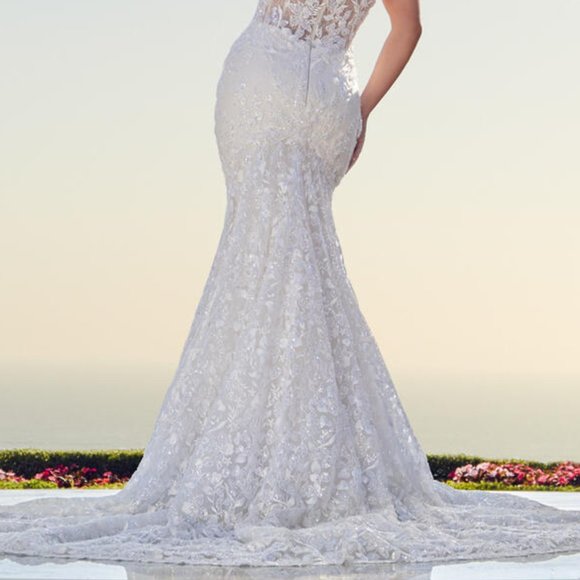 Dress - Picture 6 of 6